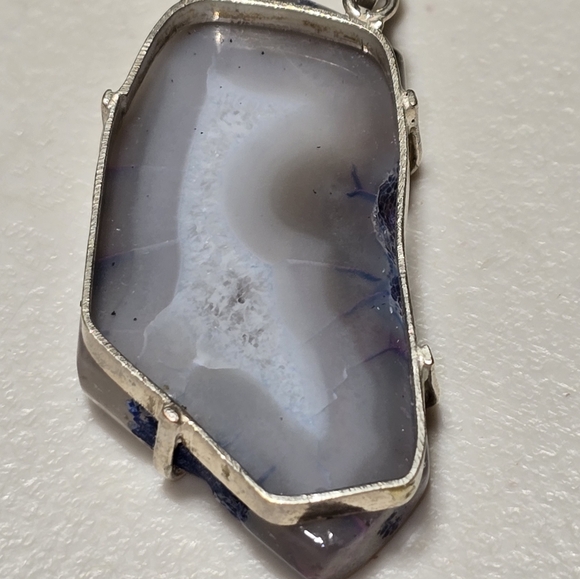 Fierce Handmade Forward Facing Natural Crystal Silver Necklace - Picture 5 of 5